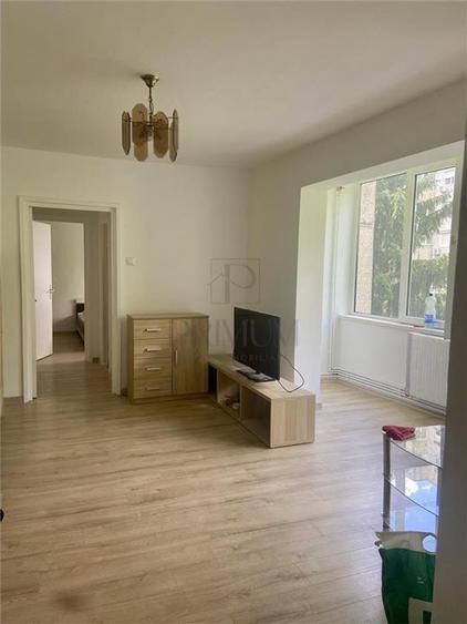 Apartament cu 2 camere semidecomandat în Circumvalațiunii