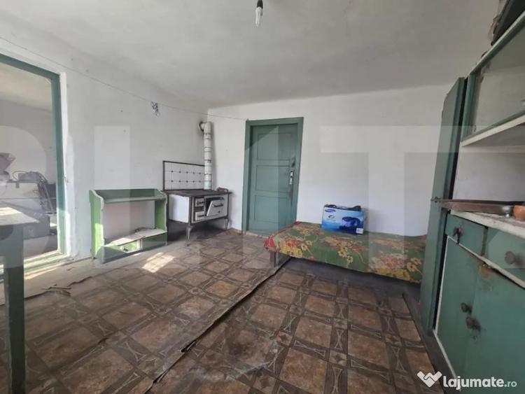 Casă cu 4 camere cu Teren 1210 Mp în Valea Crișului
