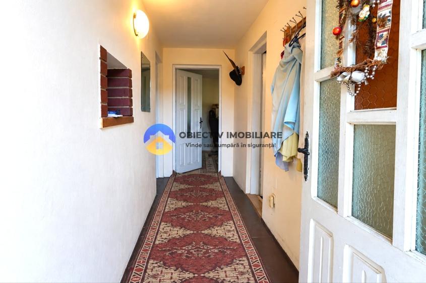 Casă individuală cu 4 camere cu Teren 1477 Mp în Tarcău
