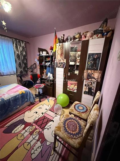 Apartament cu 3 camere decomandat în Aradul Nou