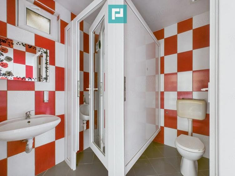 Spațiu comercial, de 708.2 mp, în Periferie