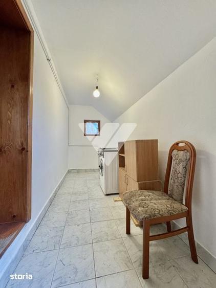 Casă cu 2 camere cu Teren 136 Mp în Slimnic