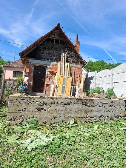 Casă cu Teren 400 Mp în Cladova