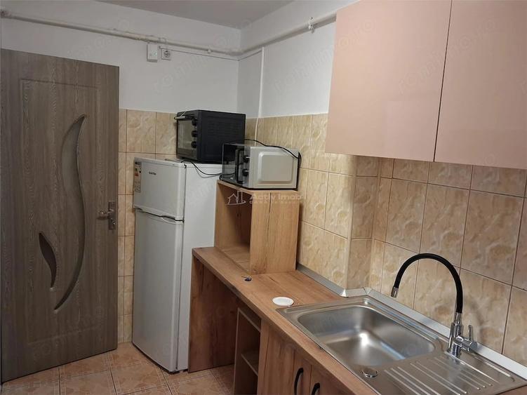 Apartament cu 2 camere semidecomandat în Luncă