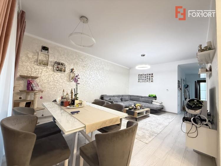 Duplex cu 5 camere cu Canalizare în Aradului
