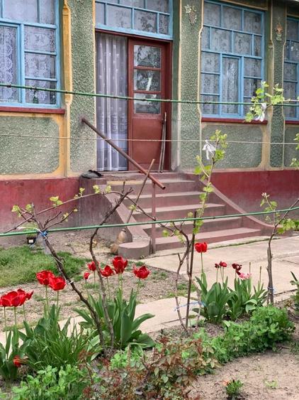 Casă cu 3 camere în Uliuc