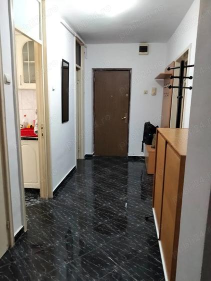 Apartament cu 3 camere decomandat în Unirii