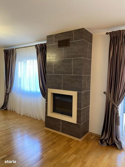 Apartament cu 3 camere, mobilat în Central