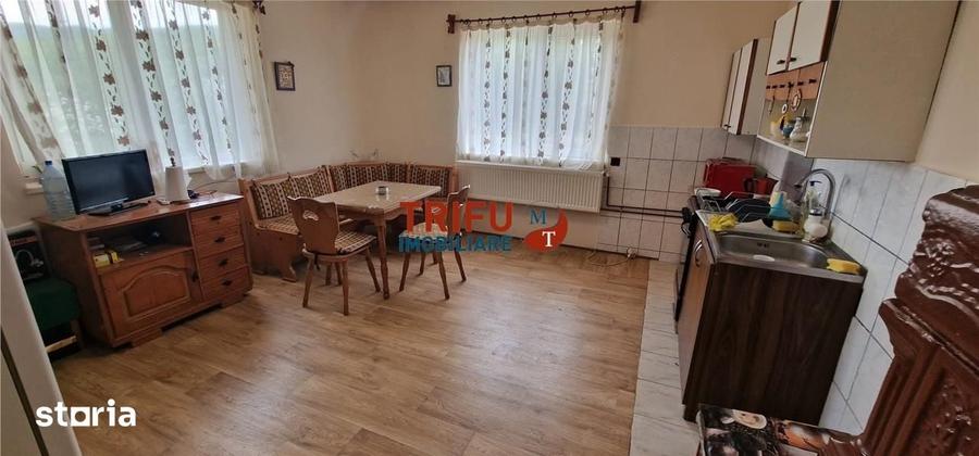 Casă cu 3 camere cu Teren 1338 Mp în Meteș