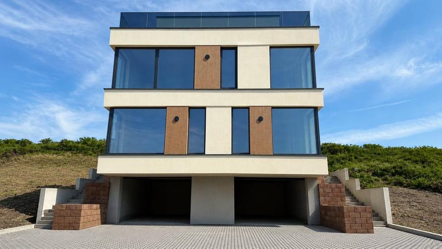 Duplex cu 4 camere cu Canalizare în Iris