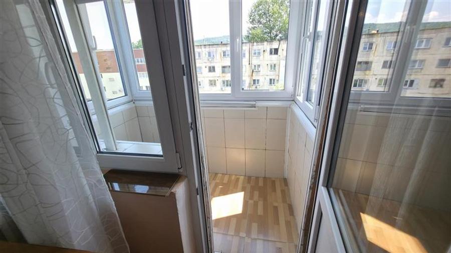 Apartament cu 2 camere nedecomandat, mobilat în Vest