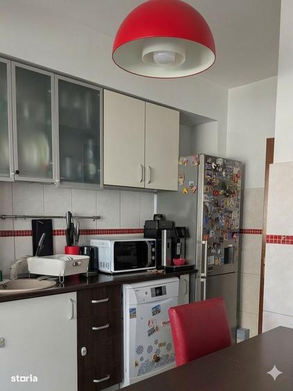Apartament cu 3 camere în Bucureștii Noi