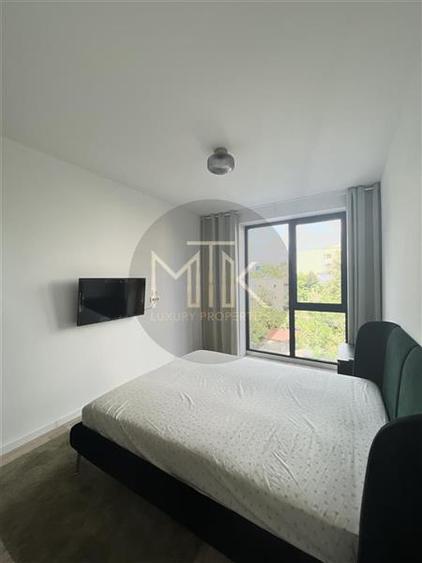 Apartament cu 3 camere decomandat, mobilat în Nordului