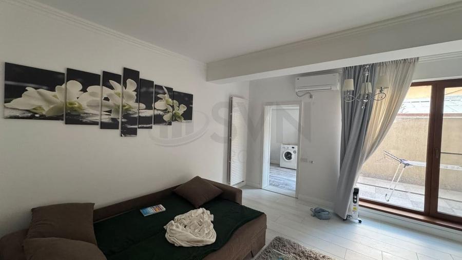 Apartament cu 3 camere decomandat în Aviației