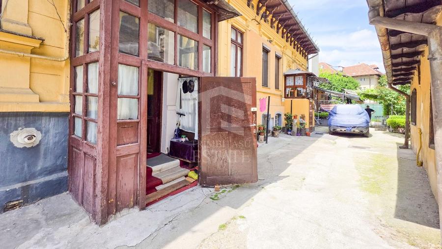 Apartament cu 3 camere decomandat, mobilat în Dacia