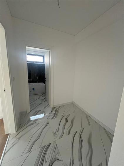 Apartament cu 2 camere semidecomandat în Bucium