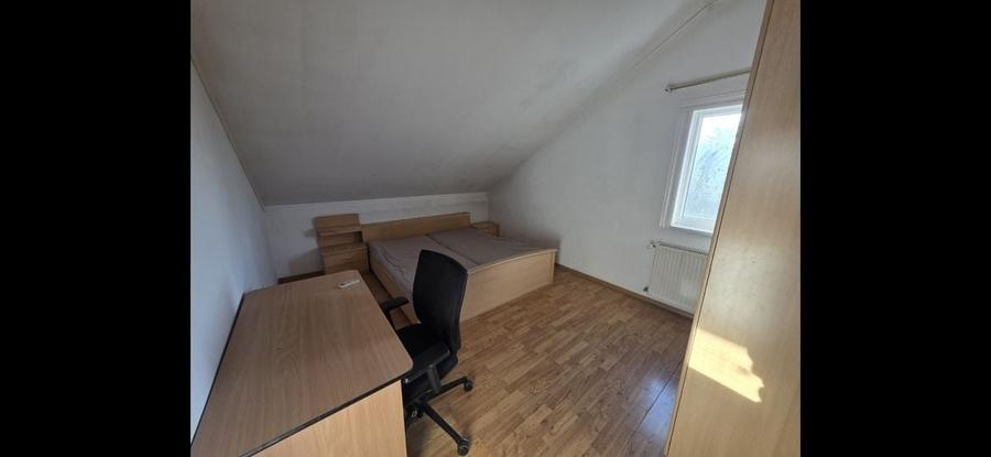 Apartament cu 2 camere decomandat în Lipovei