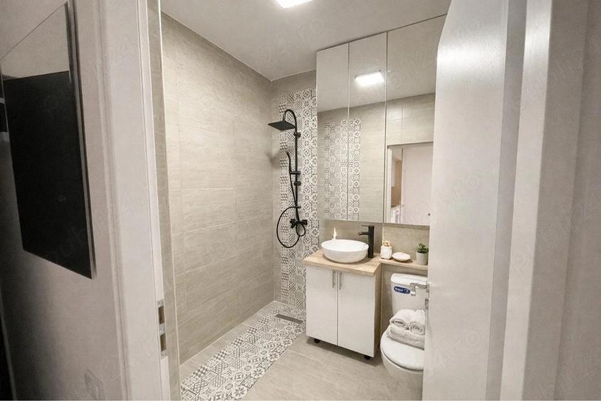 Apartament cu 2 camere semidecomandat în Regie