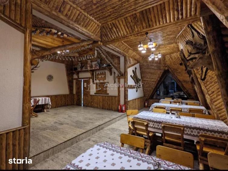Spațiu comercial, de 1,000 mp, în Central