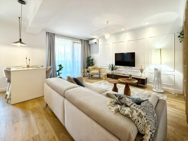 Apartament cu 3 camere decomandat în Băneasa