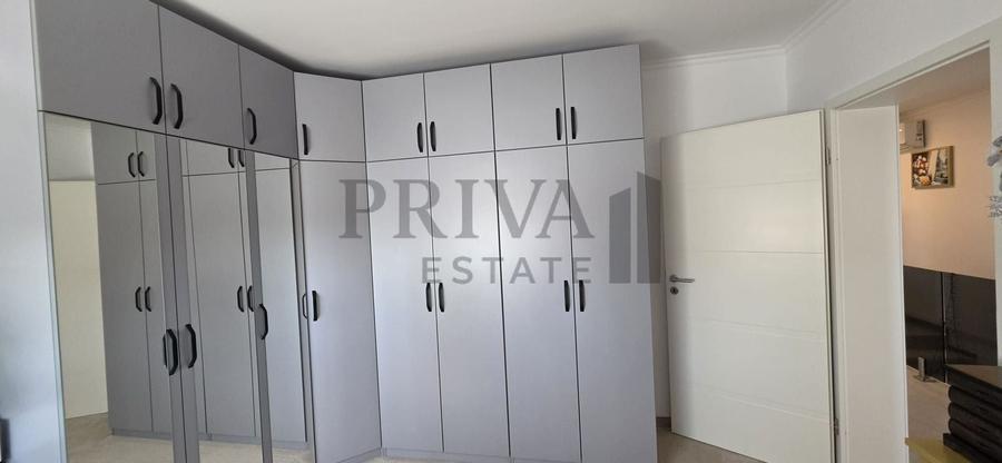 Duplex cu 4 camere cu Canalizare în Moșnița Nouă