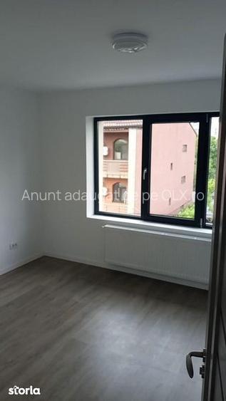 Casă cu 4 camere cu Teren 100 Mp în Vitan