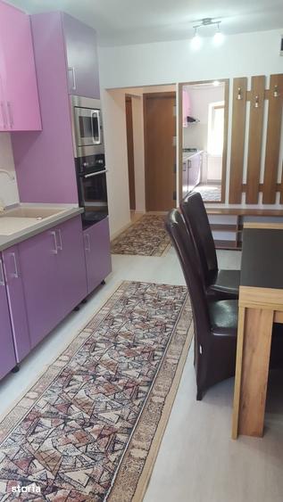 Apartament cu 3 camere în Astra
