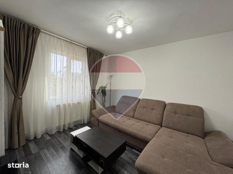 Apartament cu 2 camere în Intim