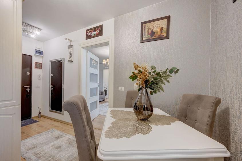 Apartament cu 2 camere semidecomandat, mobilat în 1 Mai