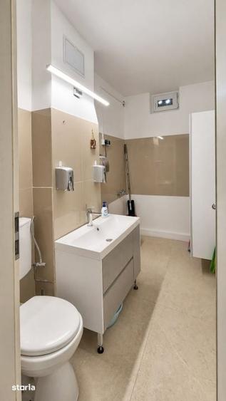 Spațiu comercial, de 20 mp, în Central