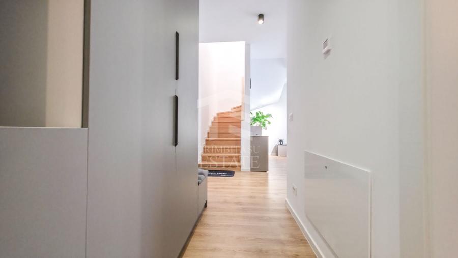 Apartament cu 3 camere decomandat, mobilat în 13 Septembrie