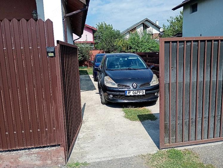 Casă cu Teren 250 Mp în Central