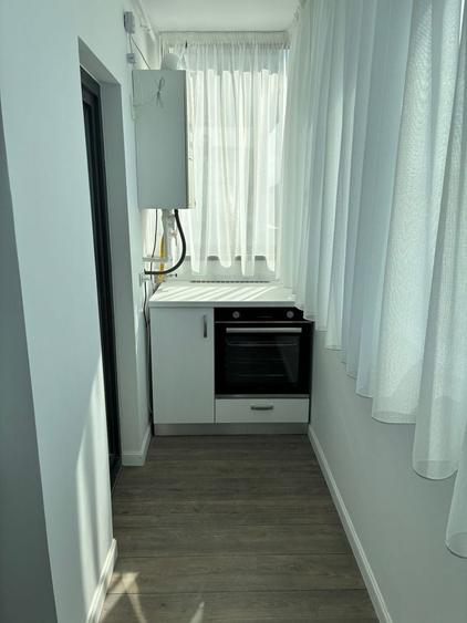 Apartament cu 3 camere decomandat în Fundeni
