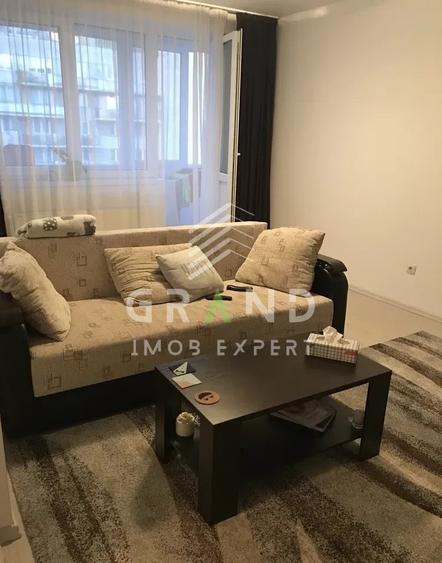 Apartament cu 2 camere semidecomandat, mobilat în Gheorgheni