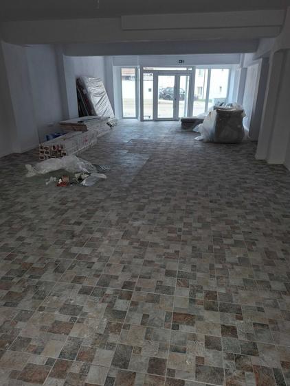 Spațiu comercial, de 94 mp, în Central