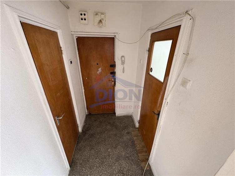 Apartament cu 2 camere semidecomandat în Drumul Taberei