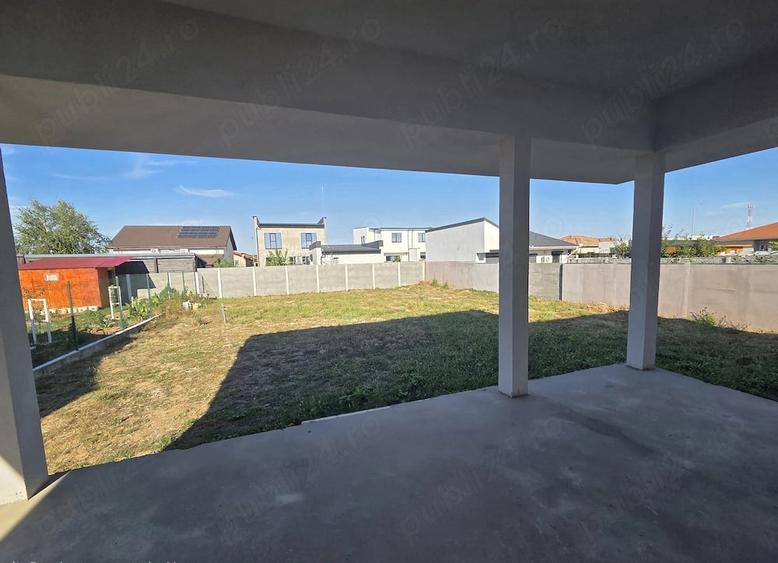 Casă cu Teren 640 Mp în Moșnița Nouă