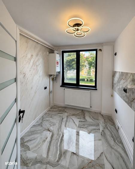 Apartament cu 2 camere semidecomandat în Independenței