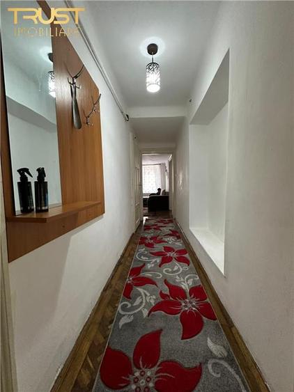 Apartament cu 3 camere decomandat în Centrul Istoric