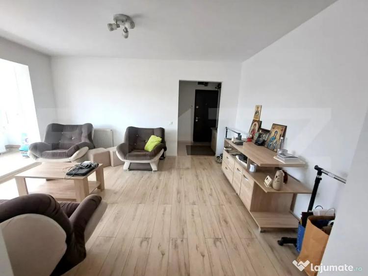 Apartament cu 2 camere semidecomandat în Județean