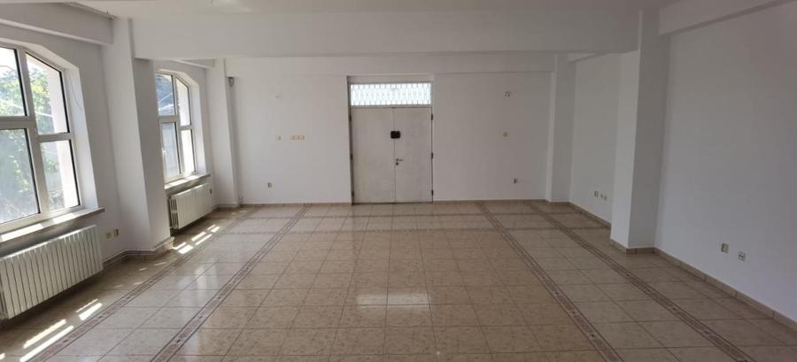 Casă cu 4 camere cu Canalizare în Vărsătura