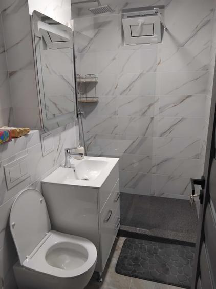 Apartament cu 2 camere semidecomandat în Siminicea