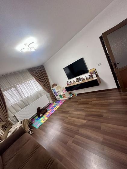 Casă cu 4 camere în Furcenii Vechi