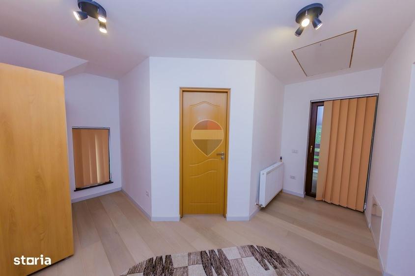Casă cu 3 camere în Firiza