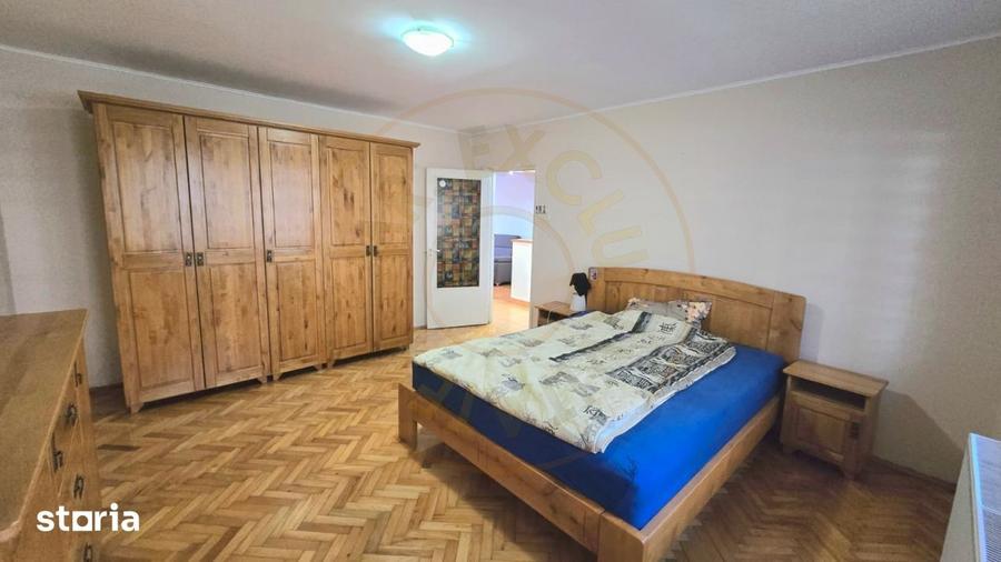 Apartament cu 3 camere decomandat, mobilat în Micro 16