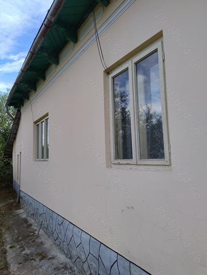 Casă cu 4 camere în Măldărești