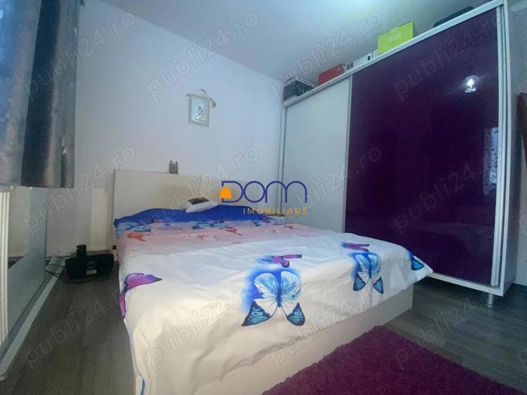Apartament cu 3 camere semidecomandat în Central