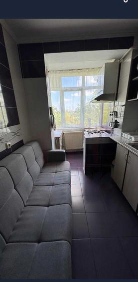 Apartament cu 2 camere semidecomandat în Exterior Vest
