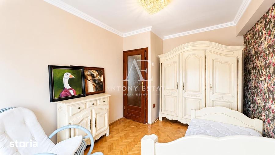 Apartament cu 3 camere în Central