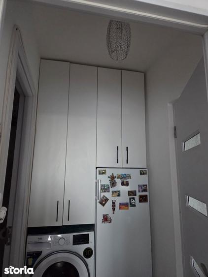 Apartament cu 2 camere semidecomandat, mobilat în Pantelimon